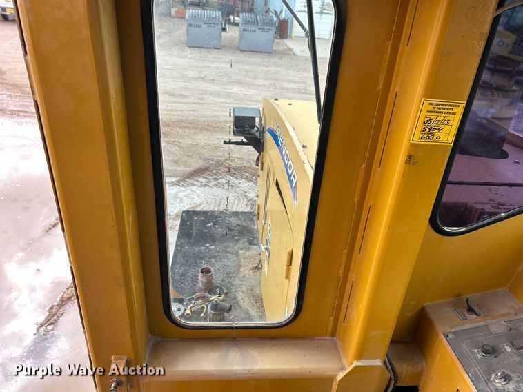 image for item EC1376 Trencor T1060 trencher