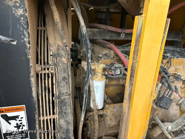 image for item EC1376 Trencor T1060 trencher