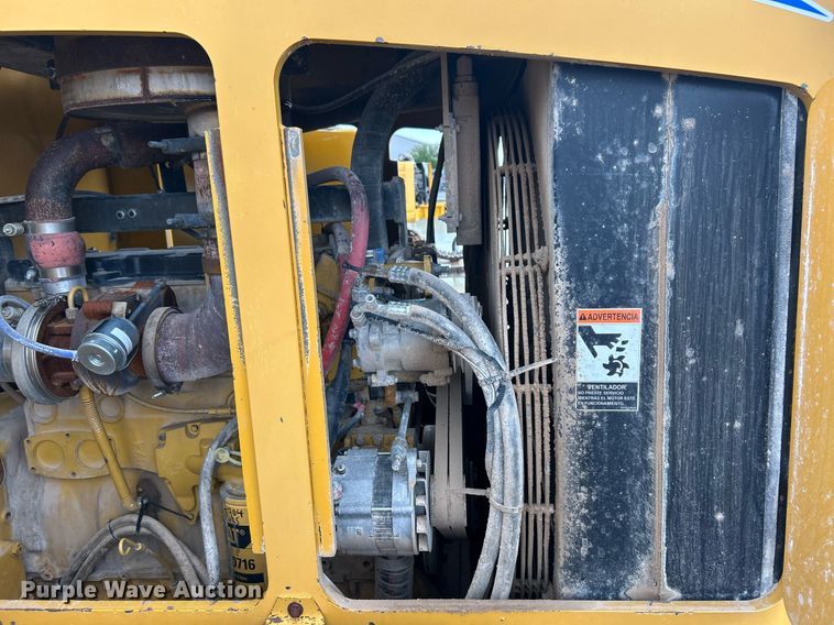 image for item EC1376 Trencor T1060 trencher