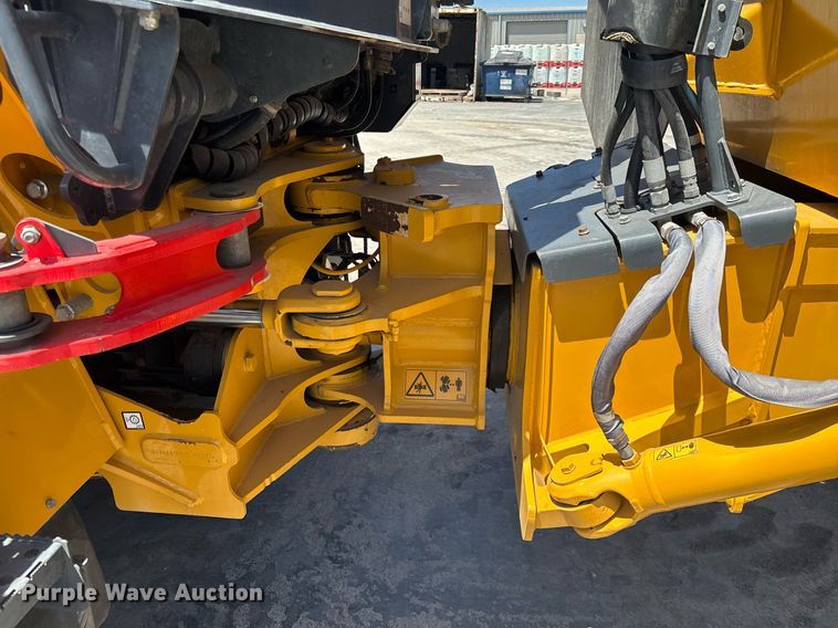 image for item EC3574 2022 Bell B30E articulated haul truck