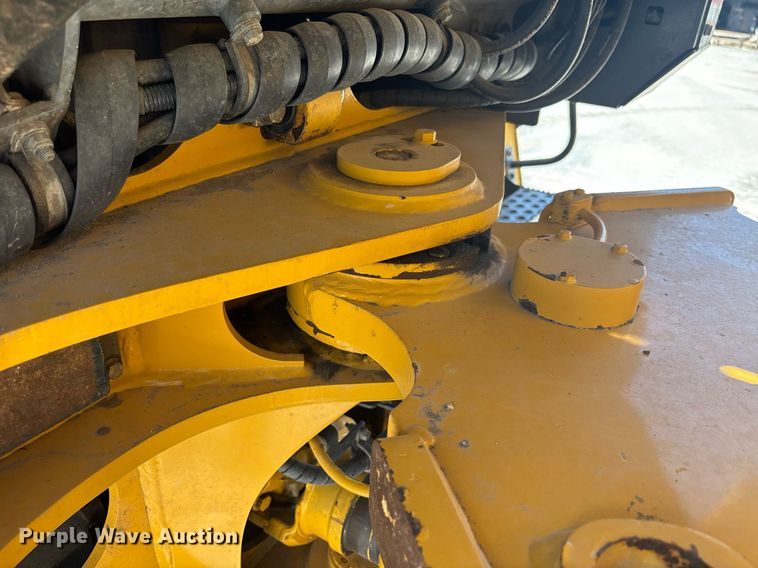 image for item EC3574 2022 Bell B30E articulated haul truck