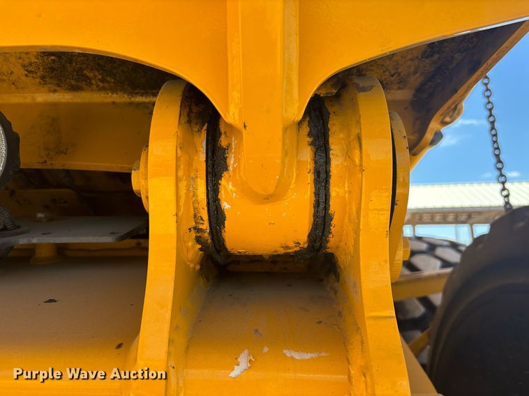 image for item EC3574 2022 Bell B30E articulated haul truck