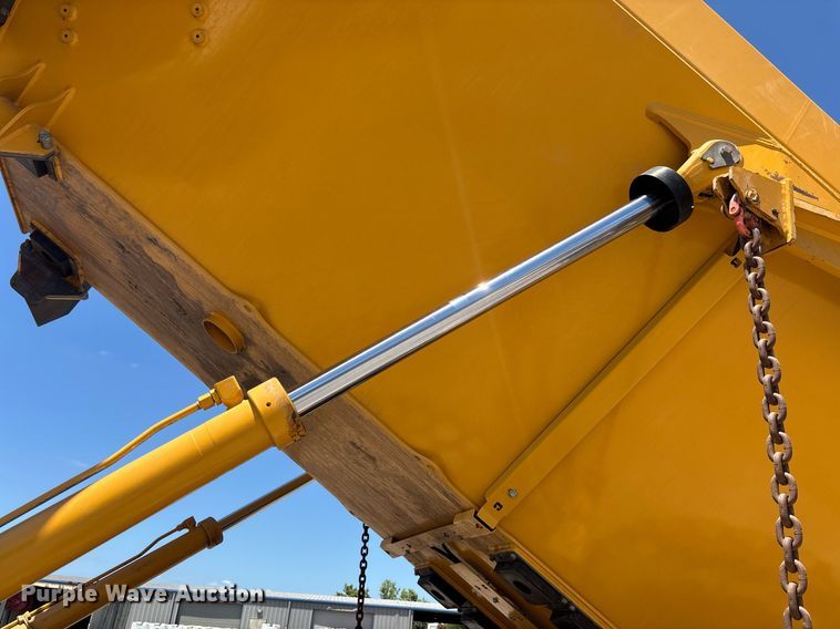 image for item EC3574 2022 Bell B30E articulated haul truck