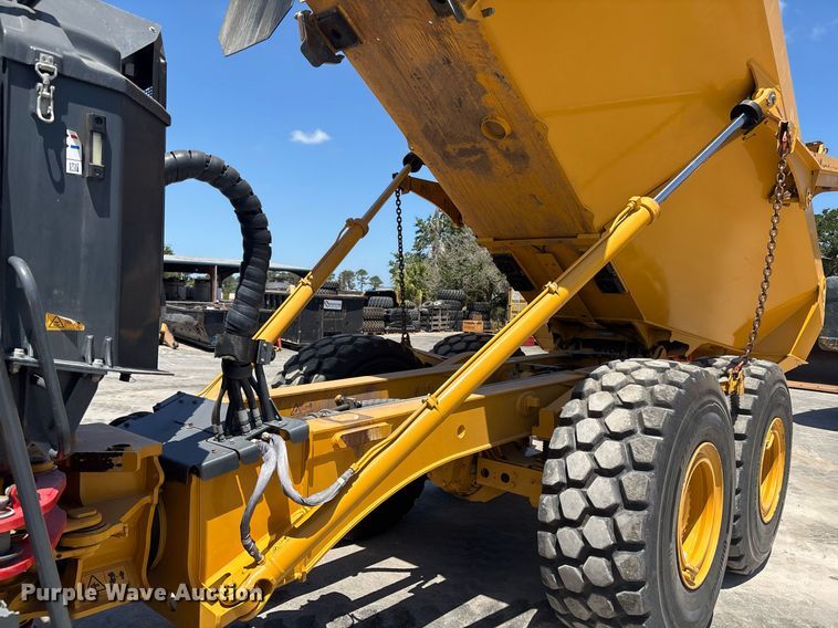 image for item EC3574 2022 Bell B30E articulated haul truck