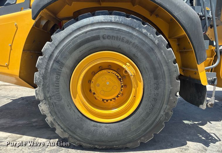 image for item EC3574 2022 Bell B30E articulated haul truck