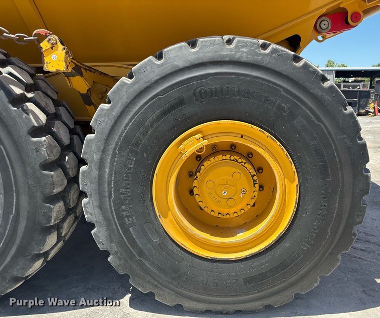 image for item EC3574 2022 Bell B30E articulated haul truck