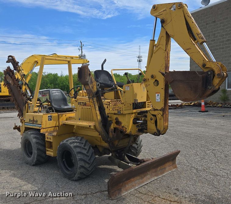 image for item EC4225 1996 Vermeer V5750 trencher