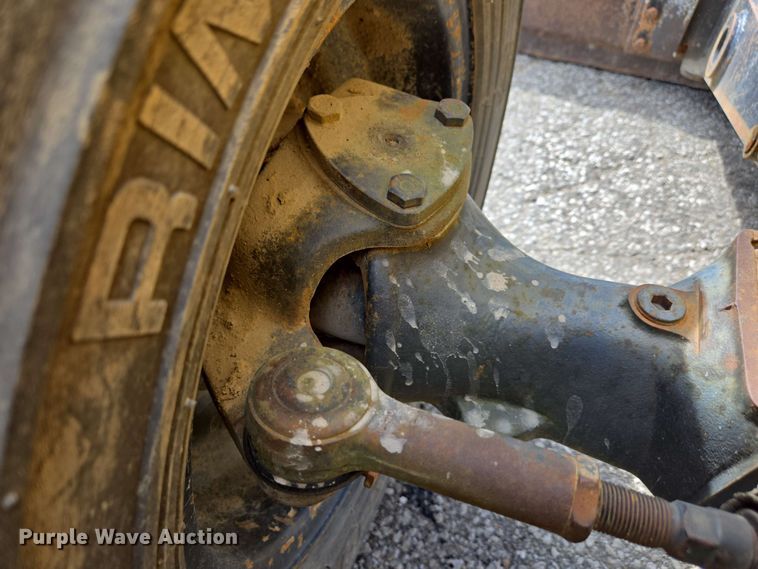 image for item EC4225 1996 Vermeer V5750 trencher