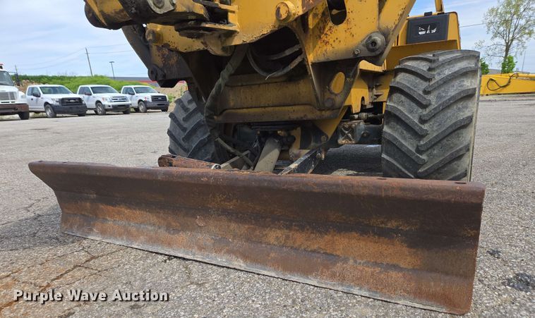 image for item EC4225 1996 Vermeer V5750 trencher