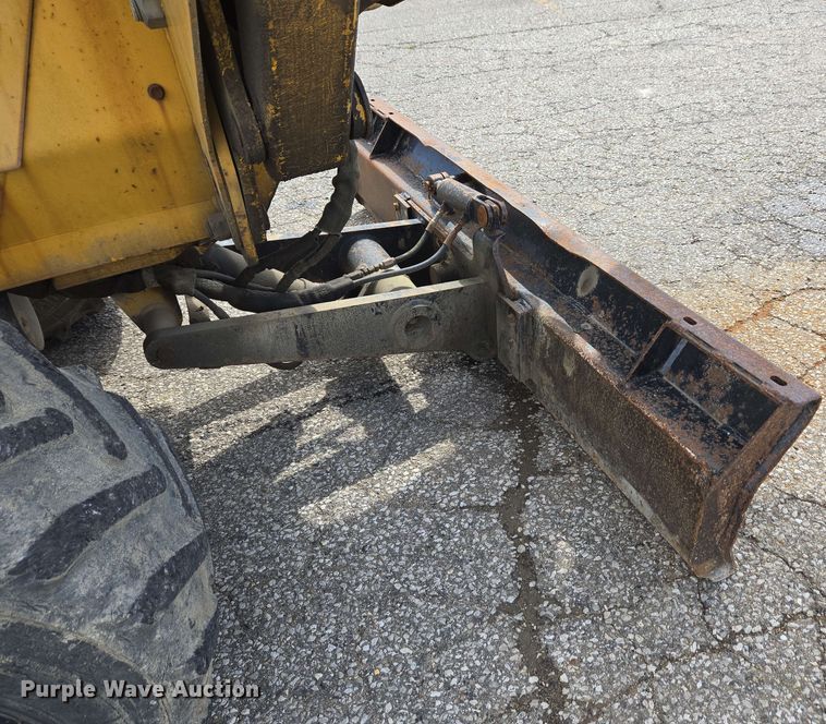 image for item EC4225 1996 Vermeer V5750 trencher