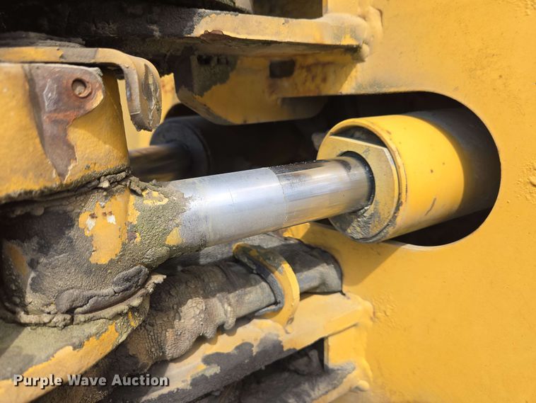 image for item EC4225 1996 Vermeer V5750 trencher