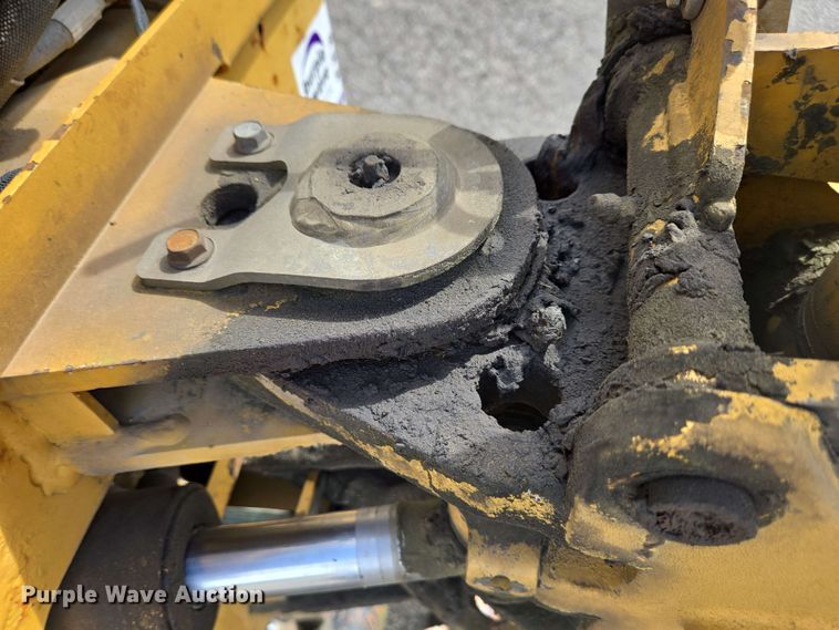 image for item EC4225 1996 Vermeer V5750 trencher