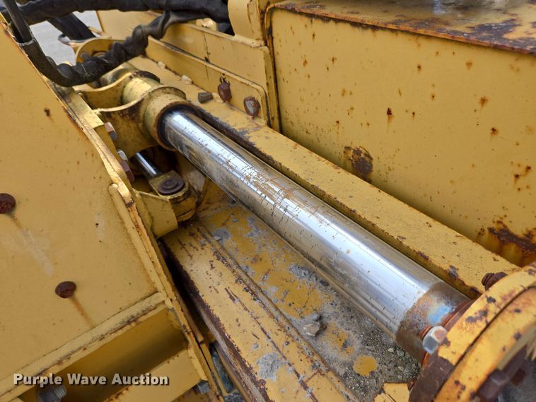 image for item EC4225 1996 Vermeer V5750 trencher