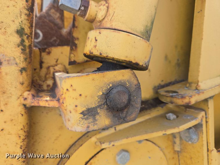 image for item EC4225 1996 Vermeer V5750 trencher