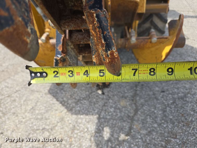 image for item EC4225 1996 Vermeer V5750 trencher