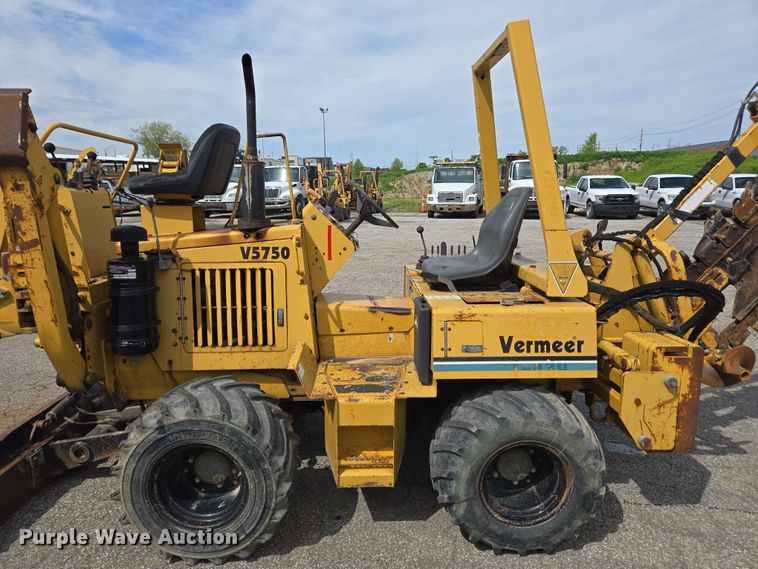 image for item EC4225 1996 Vermeer V5750 trencher