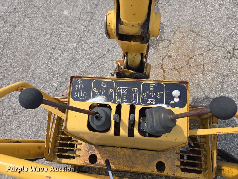 image for item EC4225 1996 Vermeer V5750 trencher