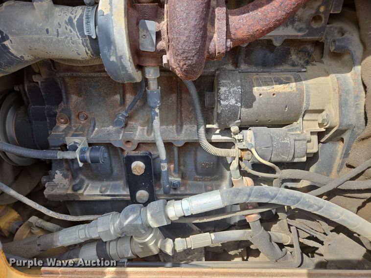 image for item EC4225 1996 Vermeer V5750 trencher