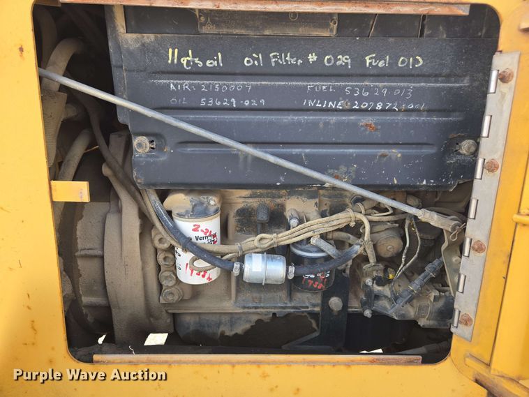 image for item EC4225 1996 Vermeer V5750 trencher