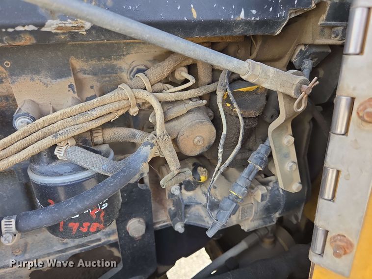 image for item EC4225 1996 Vermeer V5750 trencher