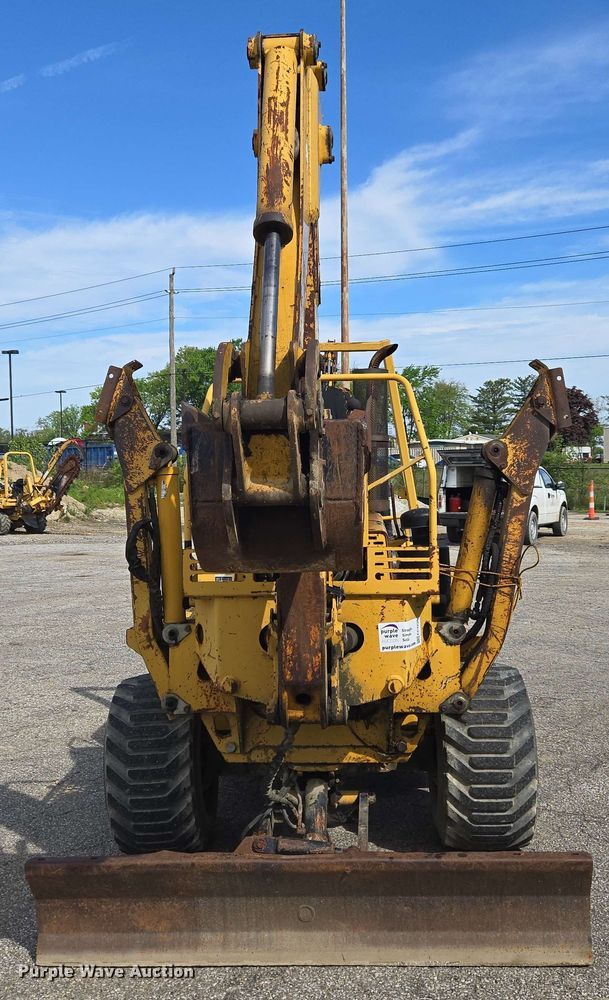 image for item EC4226 1996 Vermeer V5750 trencher