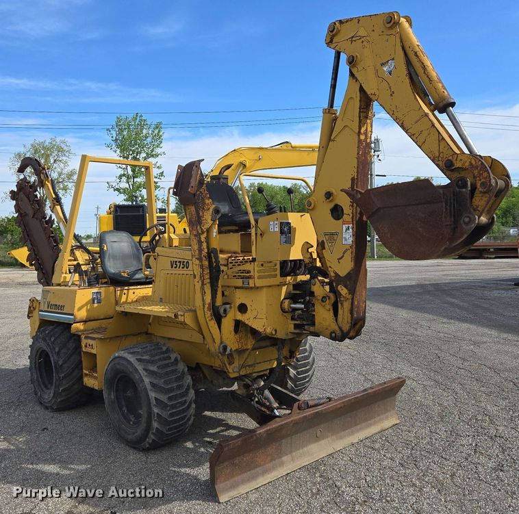 image for item EC4226 1996 Vermeer V5750 trencher