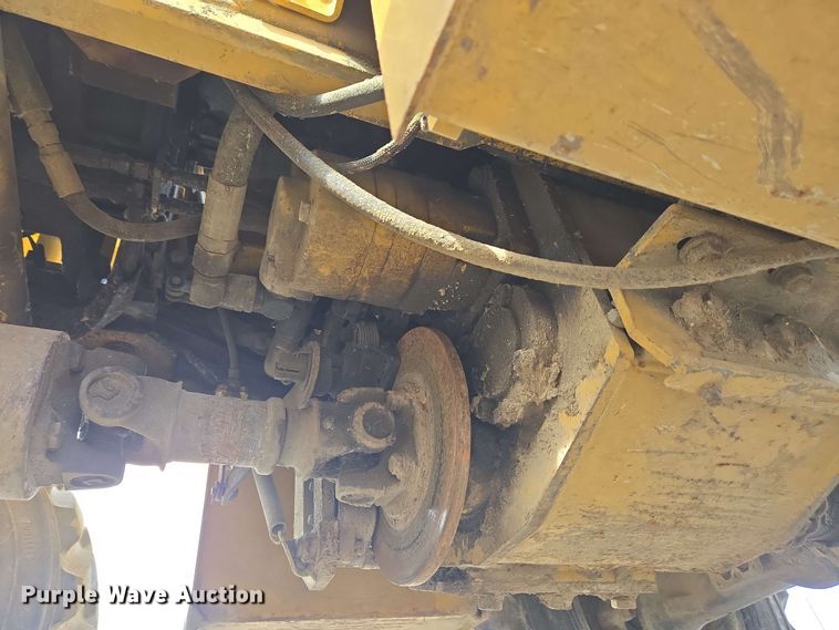 image for item EC4226 1996 Vermeer V5750 trencher