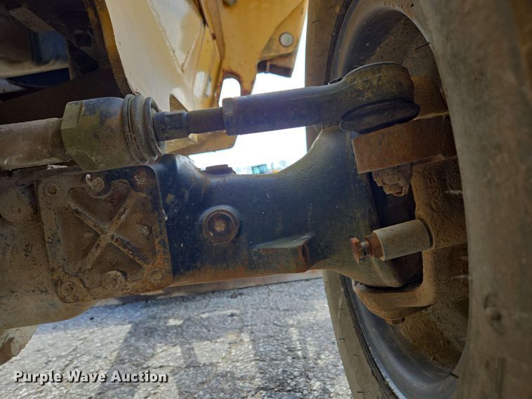 image for item EC4226 1996 Vermeer V5750 trencher