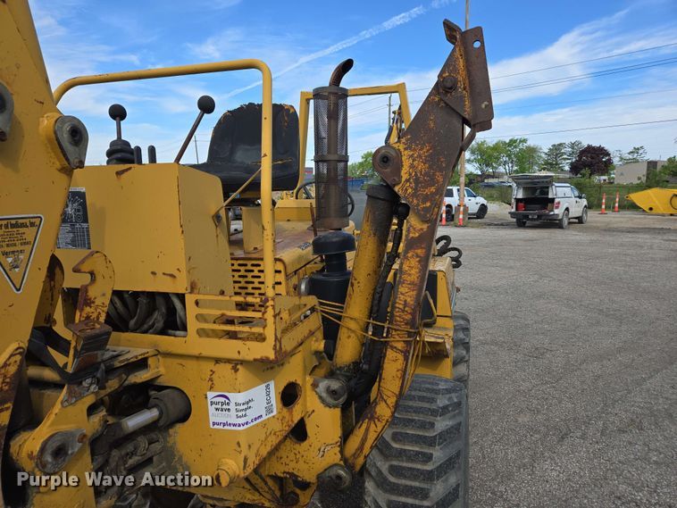 image for item EC4226 1996 Vermeer V5750 trencher