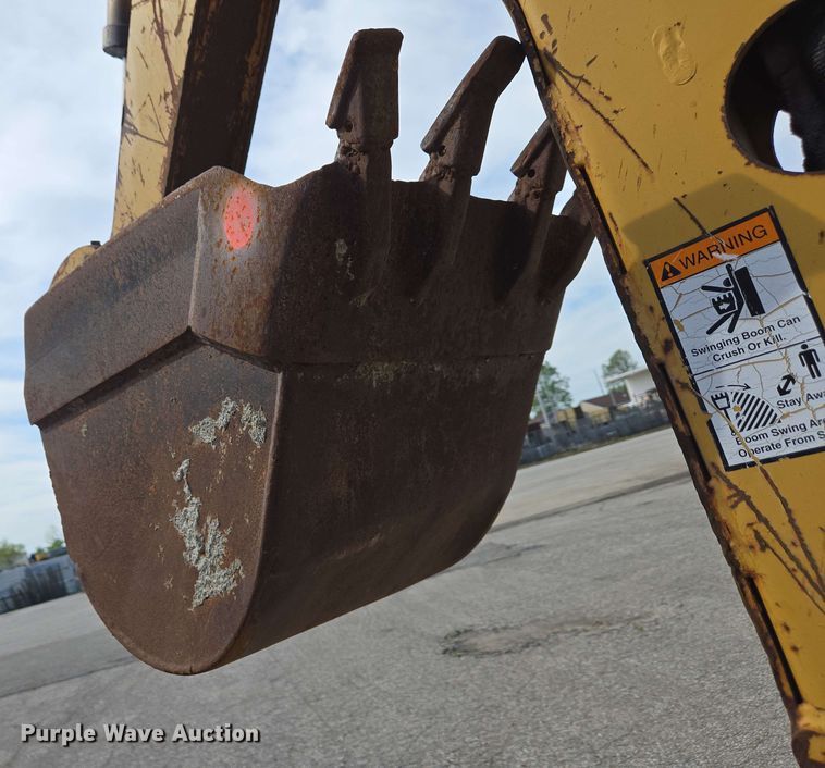 image for item EC4226 1996 Vermeer V5750 trencher