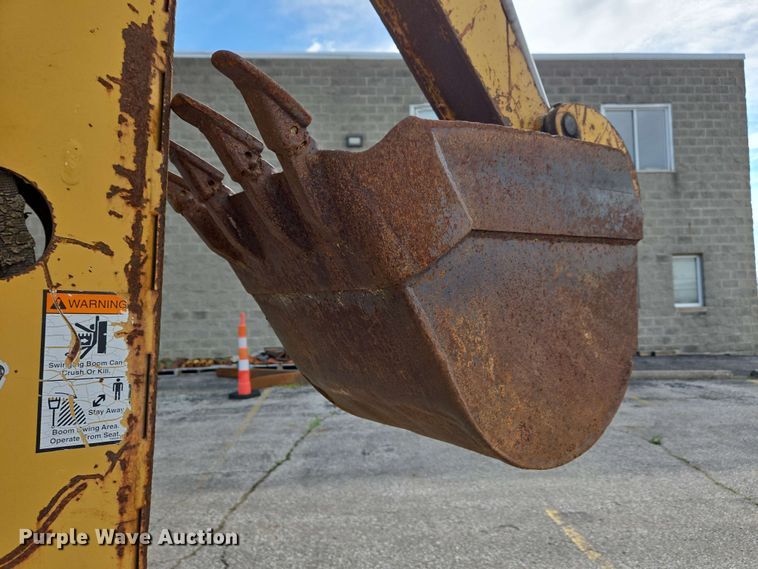 image for item EC4226 1996 Vermeer V5750 trencher