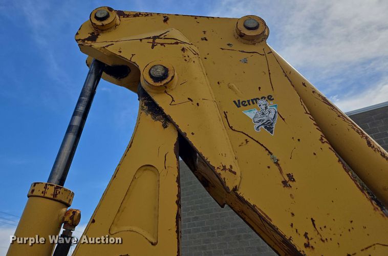 image for item EC4226 1996 Vermeer V5750 trencher