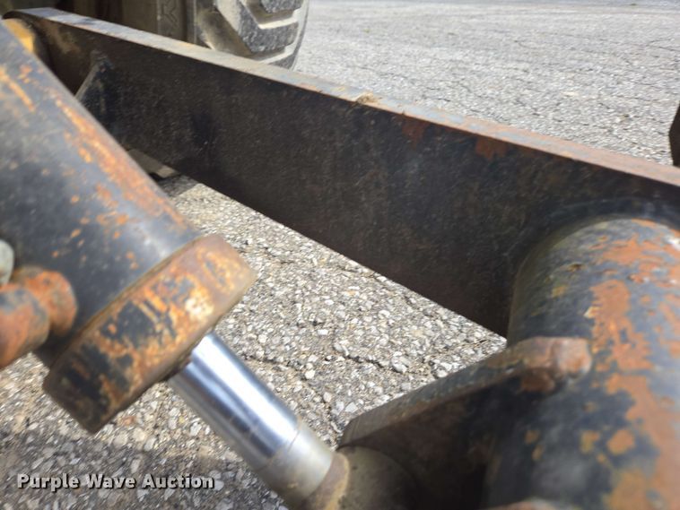 image for item EC4226 1996 Vermeer V5750 trencher