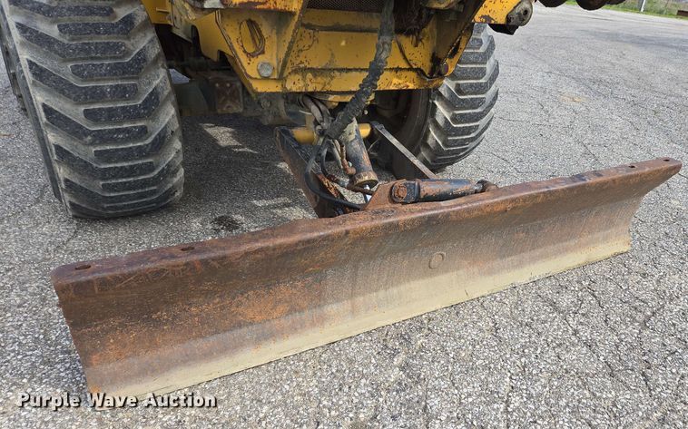 image for item EC4226 1996 Vermeer V5750 trencher