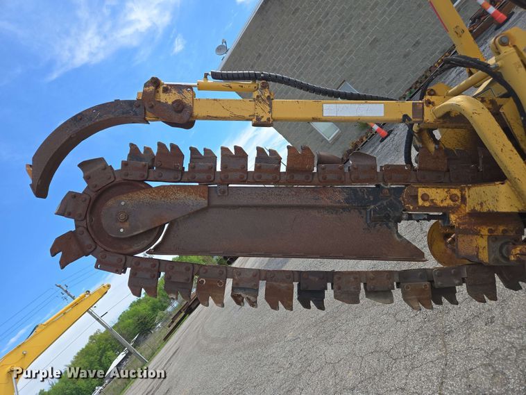 image for item EC4226 1996 Vermeer V5750 trencher