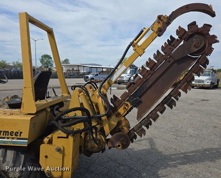 image for item EC4226 1996 Vermeer V5750 trencher