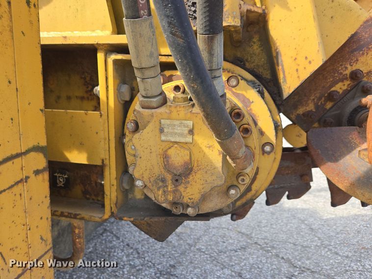 image for item EC4226 1996 Vermeer V5750 trencher