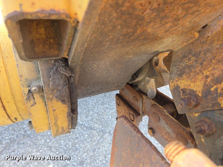 image for item EC4226 1996 Vermeer V5750 trencher