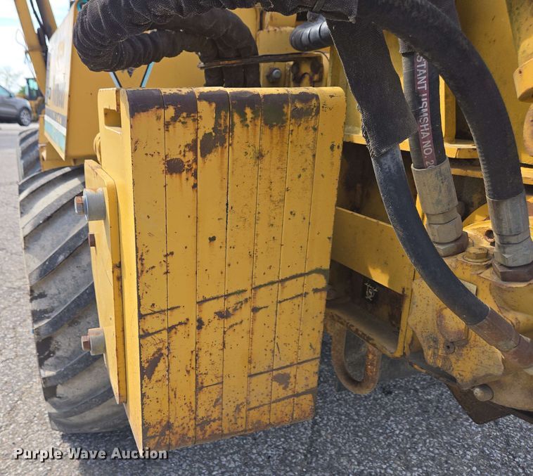 image for item EC4226 1996 Vermeer V5750 trencher
