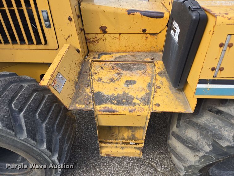 image for item EC4226 1996 Vermeer V5750 trencher