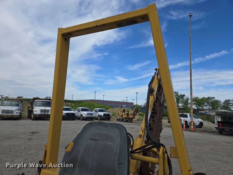 image for item EC4226 1996 Vermeer V5750 trencher