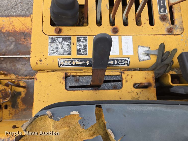 image for item EC4226 1996 Vermeer V5750 trencher