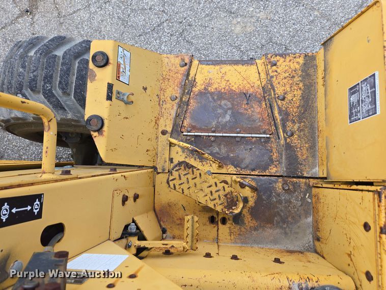 image for item EC4226 1996 Vermeer V5750 trencher