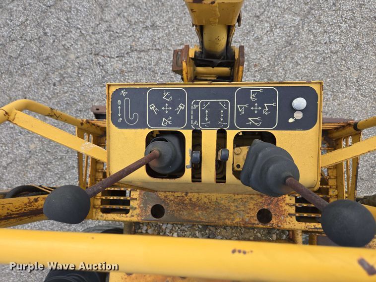 image for item EC4226 1996 Vermeer V5750 trencher