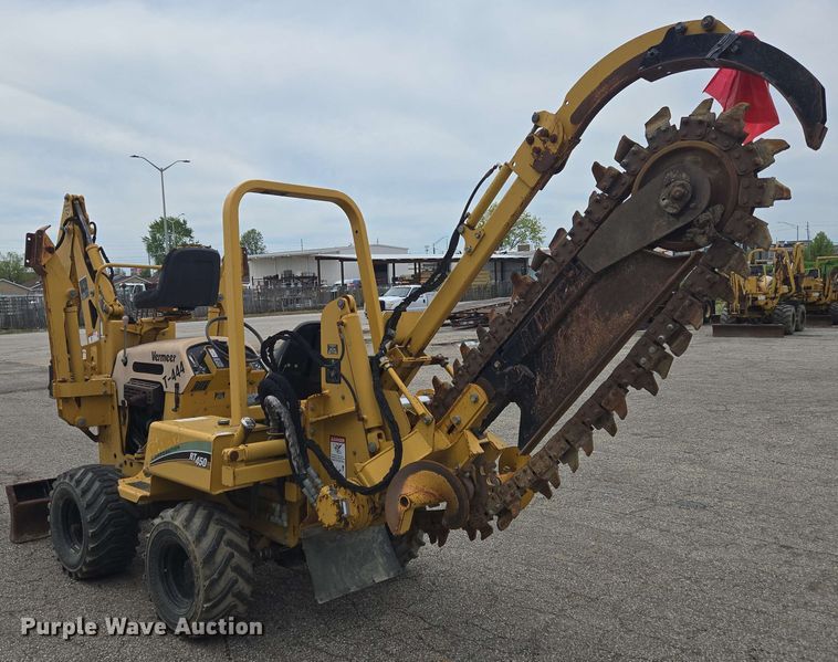 image for item EC4227 2006 Vermeer RT450 trencher