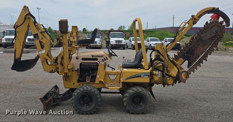image for item EC4227 2006 Vermeer RT450 trencher