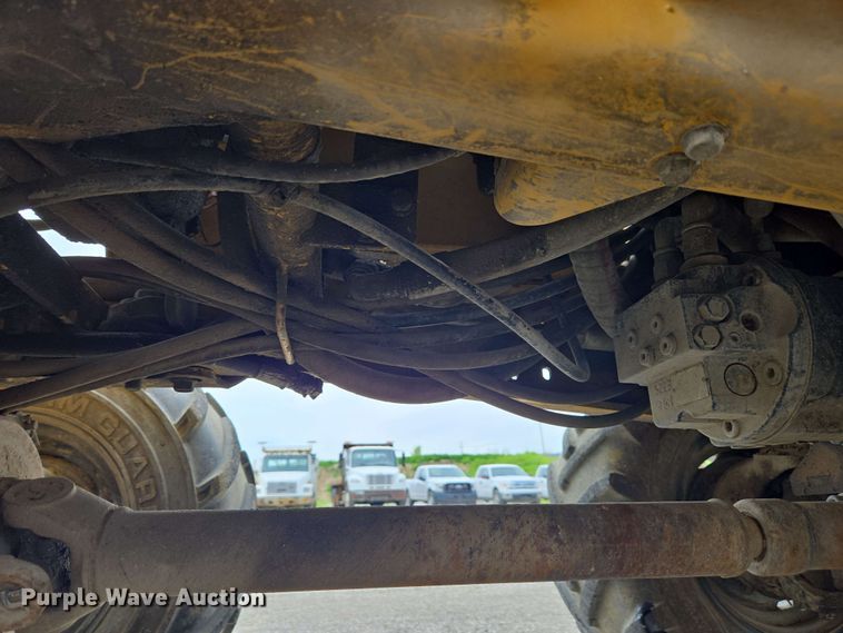 image for item EC4227 2006 Vermeer RT450 trencher