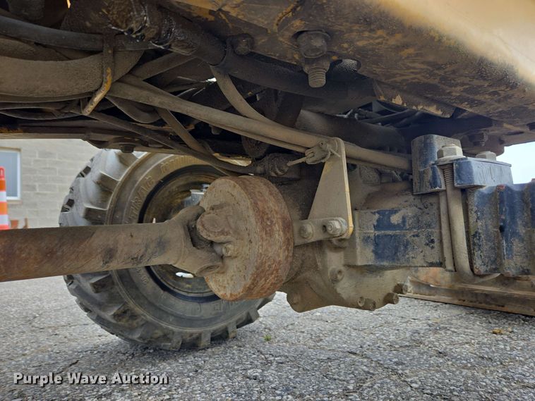 image for item EC4227 2006 Vermeer RT450 trencher