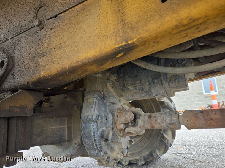 image for item EC4227 2006 Vermeer RT450 trencher