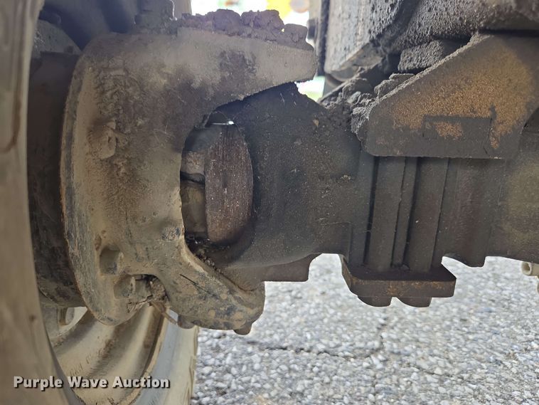 image for item EC4227 2006 Vermeer RT450 trencher